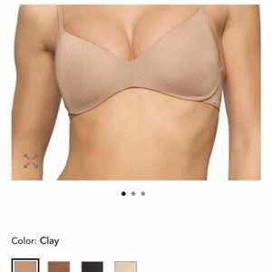 Skims Wireless Push-up bra